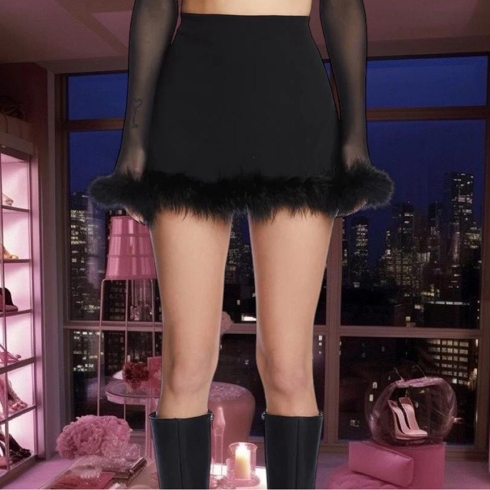 DOLLSKILL BEEN BUSY MARABOU MINI SKIRT